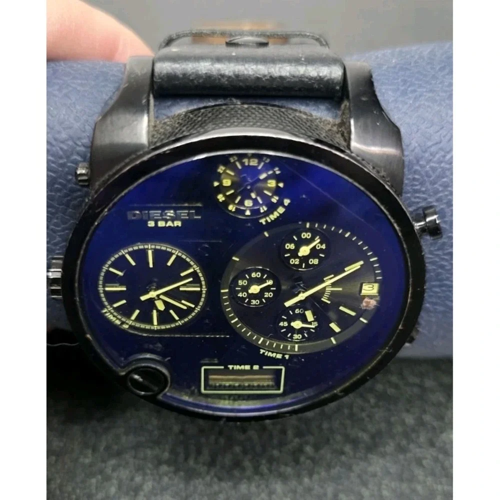 Diesel Big Daddy Blue Dial Black‎ Leather Strap Watch DZ7127 Men